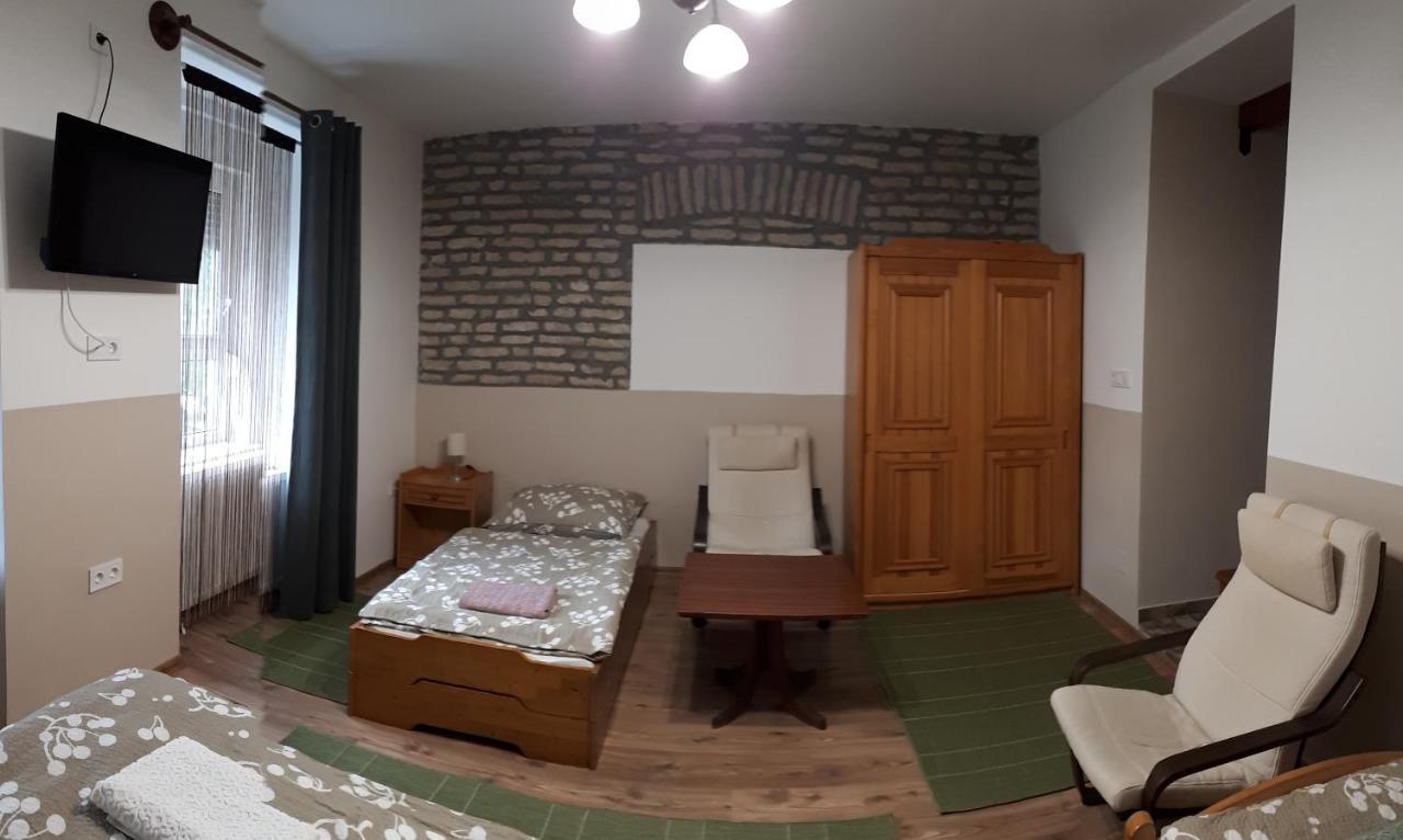 Centrum- Apartmanok, Apartman Baja Exterior photo
